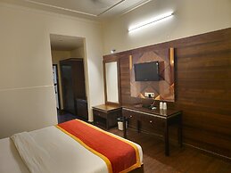 Hotel Prime Safari