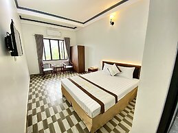 An Thao Ba Be Hotel