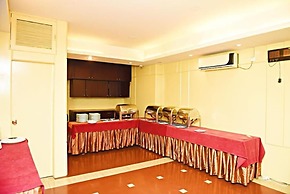 West Park Inn
