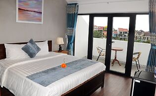 Hoi An Riverlight