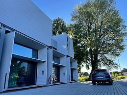Chalet Park by Maier Höchst
