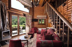 Natura Chalets