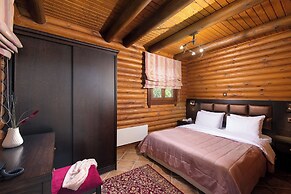 Natura Chalets