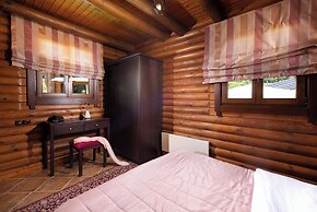 Natura Chalets