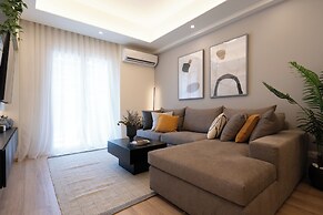 Newly Renovated 2Bdr Apt-5min to metro