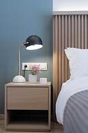 Newly Renovated 2Bdr Apt-5min to metro