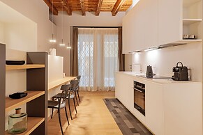 BnButler - Bergamo - Via Simone Mayr 2