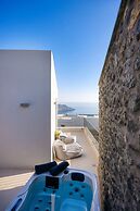 Mirthea Suites
