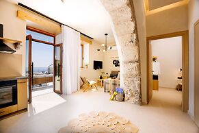 Mirthea Suites