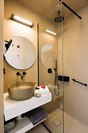 Mirthea Suites
