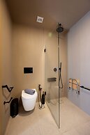 Mirthea Suites