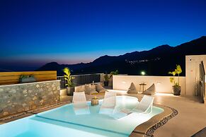 Mirthea Suites