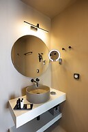 Mirthea Suites
