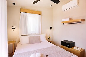 Mirthea Suites