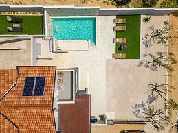 Villa Pezer
