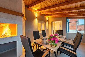 Villa Pezer