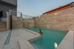 Villa Pezer