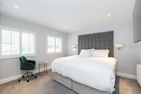 Albert Rooms