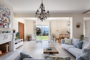 Villa Fantasia Isthmia