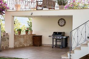 Villa Fantasia Isthmia