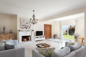 Villa Fantasia Isthmia
