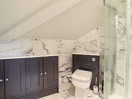 Rock House Apartment