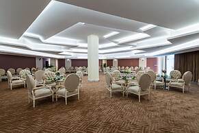 HDB RESORT & SPA