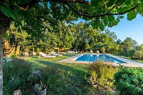 Villa Lorena a Vintage Family Villa