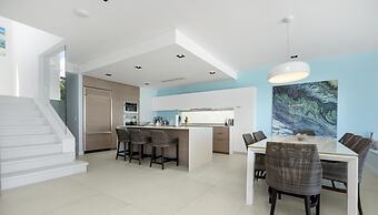Long Bay Beach Club