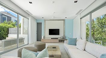 Long Bay Beach Club