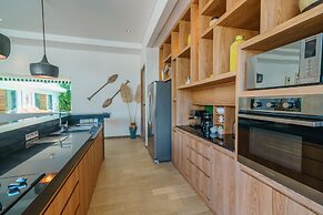Villa Harlow