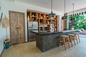 Villa Harlow