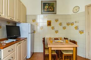 Rettifilo Family Apartment