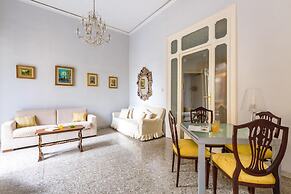 Rettifilo Family Apartment