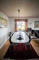 4 Br House / Capital / Cheerful /Nature