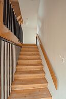 Sea View Apt / Central / Spacious / Free Parking