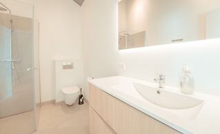 Breathtaking Views - New - 220M2 - 5 Br - Walks