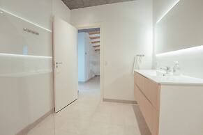 Breathtaking Views - New - 220M2 - 5 Br - Walks