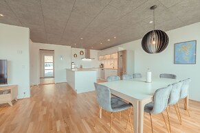 Breathtaking Views - New - 220M2 - 5 Br - Walks