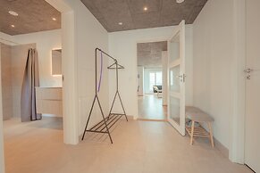 Breathtaking Views - New - 220M2 - 5 Br - Walks
