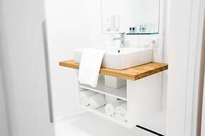 sHome Self-Check-in Hotel Graz