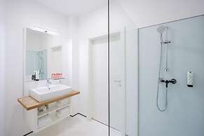 sHome Self-Check-in Hotel Graz