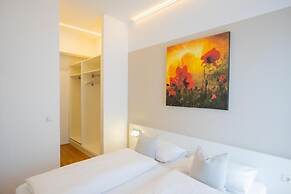 sHome Self-Check-in Hotel Graz