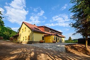 Luxe Villa in Bernartice Kkh045
