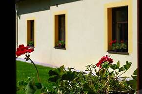 Luxe Villa in Bernartice Kkh045