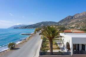 Atalanti Seaside Junior Suites