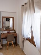 Atalanti Seaside Junior Suites