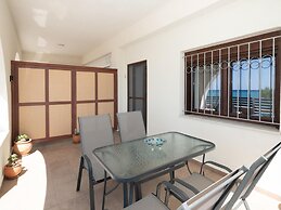 Atalanti Seaside Junior Suites