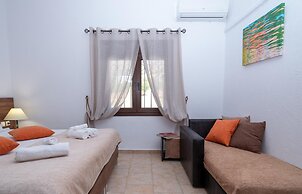 Atalanti Seaside Junior Suites