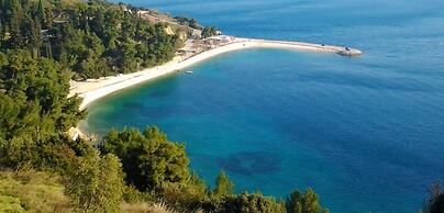 A 2 Spacious apt w big Balcony,4 min Walk to Beach